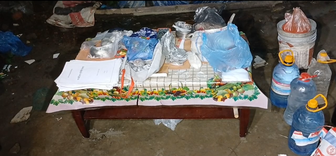 সাভারে ভবনের নিচতলায় ৫ পাইপ বোমা নিষ্ক্রিয়, বোমা তৈরির সরঞ্জাম উদ্ধার
